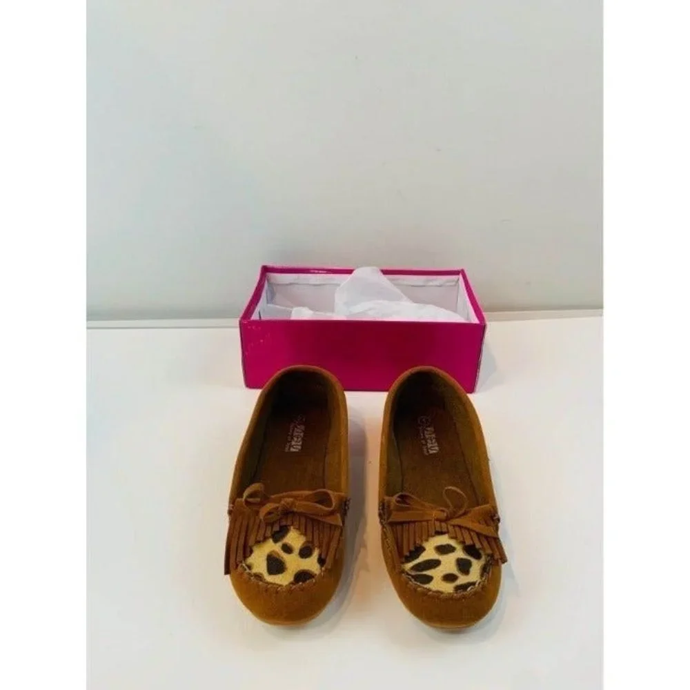 Brand New toddler girls tan leopard moccasin flats
